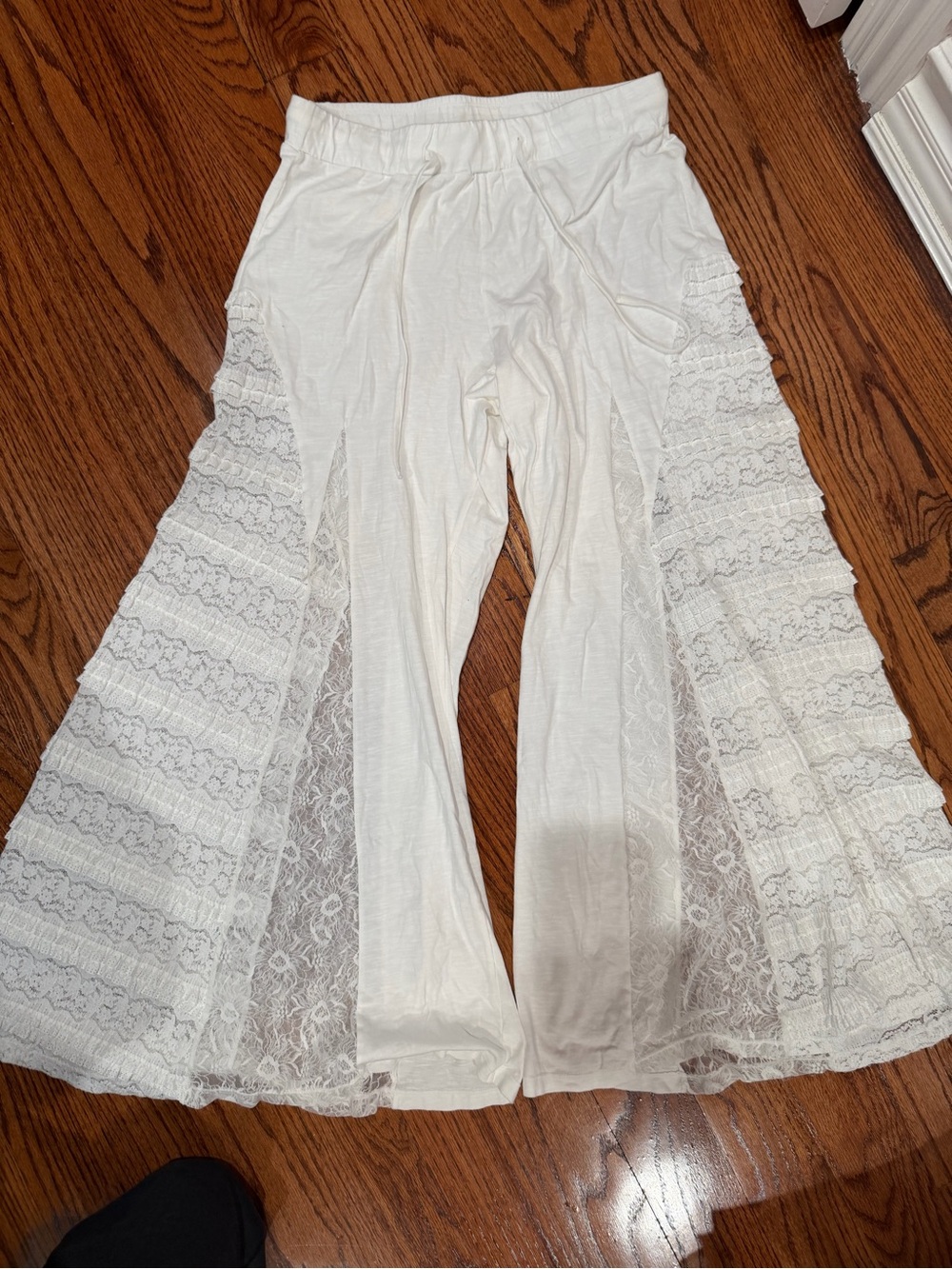 SHEIN White Lace Panel Pants